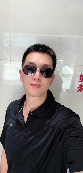 试问谁能有这么猛的爆发力!