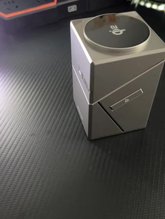 三合一无线充电器