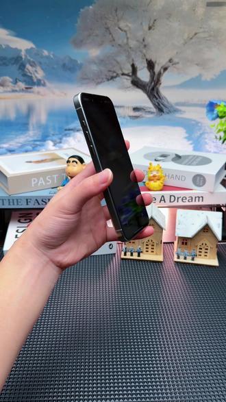 让你见识一下#荣耀WinRT 装上“8D电镀铠甲”防爆防摔防指纹,搭配#无尘舱 一盖一拉轻松贴好!#荣耀Win #钢化膜 #好物推荐🔥