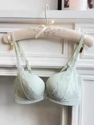 #维多利亚夏季内衣女小胸聚拢显大文胸#上托前扣性感美背无钢圈舒适文胸#文胸