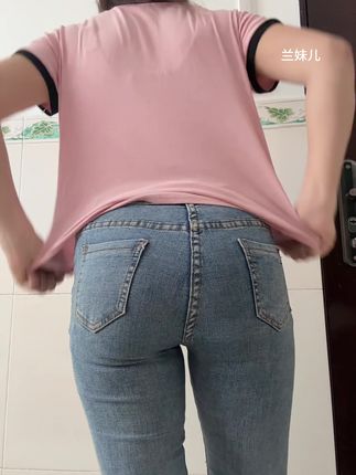 #微胖女生#背影#紧身牛仔裤#每日分享 #随拍
