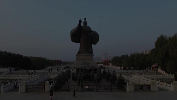 西安的汉武帝刘彻雕像 你给打几分 #西安 #汉武帝 #汉武帝刘彻 #汉武帝雕像 #汉朝