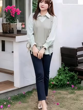 秋季新款翻领套头加宽加大女装,#优雅气质 #减龄气质 #时髦穿搭 #春秋穿搭 #高端大气
