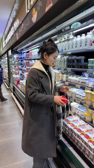 望可望之事,待可待之人,且停且忘且随风,且行且看且从容。#羊毛大衣 #种草好物 #轻奢女装 #购物分享