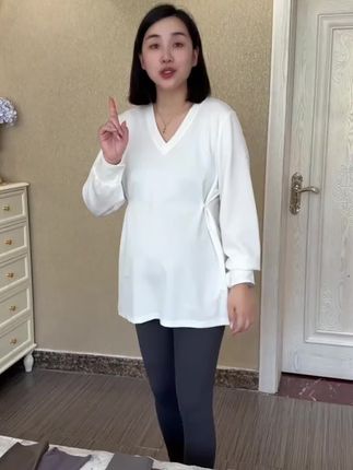 一胎二胎都在穿这款#鲨鱼裤,弹力超大,不勒肚子不勒腿,而且还 一胎二胎都在穿这款#鲨鱼裤,弹力超大,不勒肚子不勒腿,而且还不掉裆,关键随便搭个上衣都好看,真心不错!#孕妇#孕妇鲨鱼裤 #孕妇裤