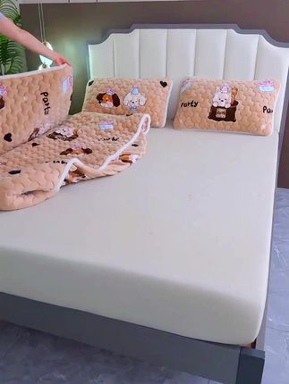 四季通用!牛奶绒夹棉床笠,加厚保护床垫超实用 #夹棉床罩 #四季通用床笠 #床垫保护罩 #加厚床笠 #珊瑚法兰绒床笠