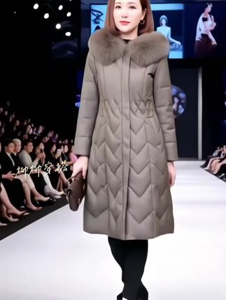 #秋冬一周不重样穿搭 #时尚洋气 #穿出自信穿出美丽 #保暖穿搭 海宁绵羊皮衣外套上衣女