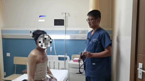 肺减容 肺大泡的微创治疗#