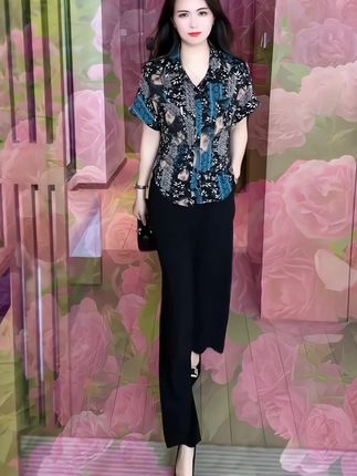 #好穿百搭 #气质上衣 #高级感穿搭 #显瘦显高 #时尚气质穿搭