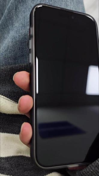 见识一下#OPPOK15Pro 装上冰透晶甲,防爆防摔防指纹,搭配#无尘贴膜舱 一盖一拉轻松贴好!#OPPOK13tURBO #钢化膜 #数码科技