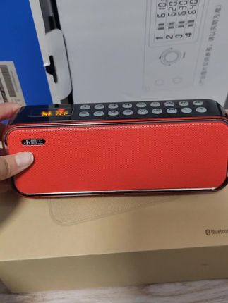 双喇叭重低音蓝牙音箱