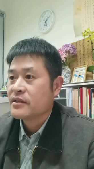 #蓬蒿说 当我从工作中找到熟悉的喜怒哀乐时,也就宣布我回到了我熟悉的工作状态,至于是否幸福,人总是难以满足的#职场思考 #幸福是无数个瞬间的总和 #人间朝暮风和自由