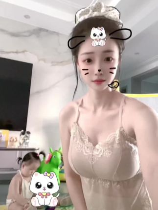 这年代少女都追少妇了、#慢摇 #卡点摇 #辣妈萌娃 #做精致女人 #抖音助手