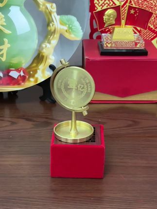 一个亿摆件,没有人不喜欢吧,寓意美好#纯铜工艺品 #创意摆件 #铜摆件