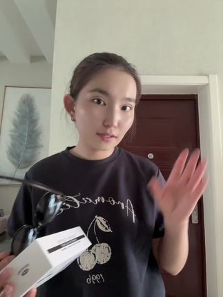 强烈推荐给大家 真心好,便宜又好货。 纠结买太阳镜的宝贝们可以入一个这个。 #强烈推荐 #太阳镜 #墨镜一戴谁也不爱