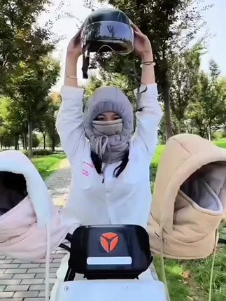 听说马上降温了,赶紧入手了这个防寒护耳帽,再也不怕冻耳朵了哈哈#这个冬天不怕冷