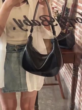 #包包推荐 #包包控每天更新 #出门必备 #超好看 #高级感 @抖音小助手 @DOU+上热门