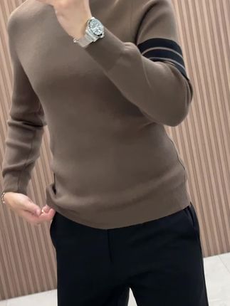降温了,衣柜是不是还没有一件这样的高品质毛衣,亲肤保暖 #品质男装 #秋冬新款 #针织毛衣 #保暖又好看 #高级感穿搭