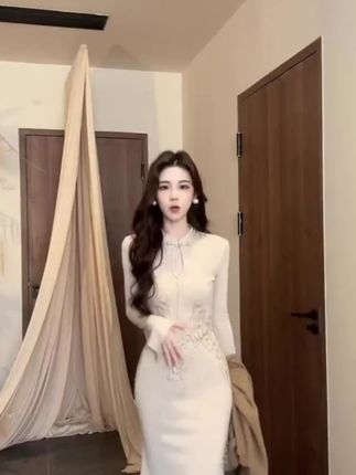 宝子们新中式刺绣长裙套装温柔贵气显比例闭眼入不亏 #小个子显高显瘦穿搭 #精致优雅 #早秋穿搭 #温柔风穿搭 #气质穿搭