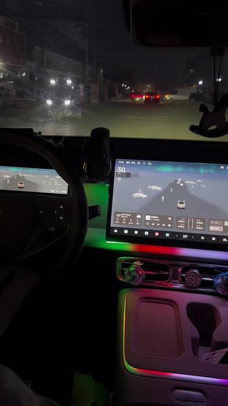 帮大家试过了⚠️
零跑B01行车过程中🚗
不能语音关闭大灯💡
大家放心开👌#懂车更懂你 #我的零跑生活 #语音互动 #新能源汽车