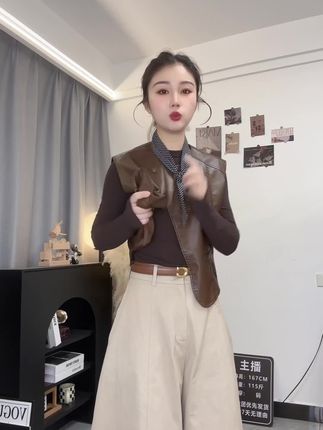欧货复古PU皮马甲女外穿2025春季新款安可拉红无袖坎肩皮马夹外套#马甲#皮马甲#无袖皮马甲#马甲外套