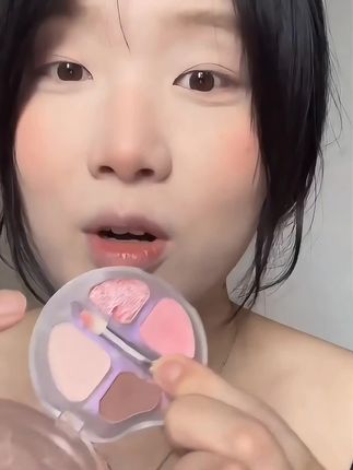 10秒三倍大眼术!化妆新手超友好的卧蚕盘,眼妆进阶的小心机都在这盘里了#卧蚕盘推荐 #卧蚕新手化妆教程 #妈生感卧蚕