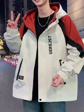 青少年连帽男士夹克2025春季新款港风潮流时尚百搭学生冲锋衣外套#外套穿搭 #潮酷穿搭 #冲锋衣 #帅气穿搭 #运动风