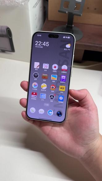 小米、红米手机新版锤子主题安装教程,拟物化风格真的超级漂亮,无论是锁屏页面、图标、还是细节都锤味满满#玩机技巧 #锤子主题 #小米锤子图标 #小米 #数码科技