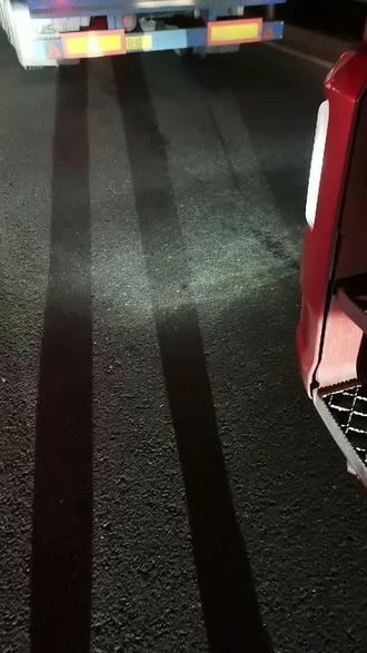 阳宗隧道口一公里有有交通事故。