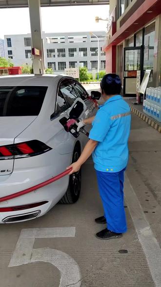 加油后汽车报故障灯怎么办 标致雪铁龙汽车容易在加油后报故障灯#邵阳标致雪铁龙 #标致408 #标致508L #雪铁龙凡尔赛 #凡尔赛c5x