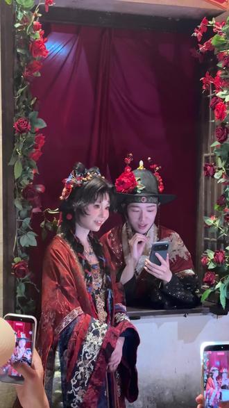 这就是反差小胡吗🤣 #葛仙村 #葛仙村小黄鱼 #胡有姬