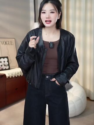 穿上这件皮衣,回头率爆表!放心买,运费险保障退货无忧 今天下午五点半开始有活动了!运费险、七天试穿期、还有超值优惠!#穿出高级感#真皮皮衣#皮衣#皮衣外套#皮衣的正确打开方式