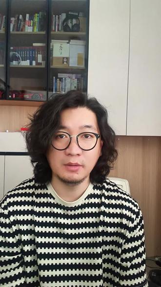 你认为历史上写雪最好的诗词是哪个?
#文脉里的中国 #古诗鉴赏 #初雪 #中华文化 #诗词名句赏析