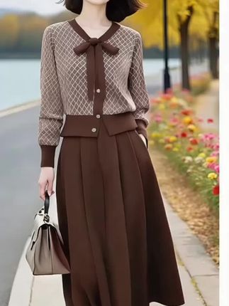 #豆包AI #优雅气质 #谁穿谁漂亮 #裙装穿搭 #金金