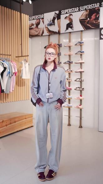 早春穿这件华夫格外套也太舒服了吧! #百穿不腻的春游look #ootd穿搭