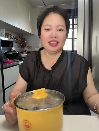 进入橱窗买
