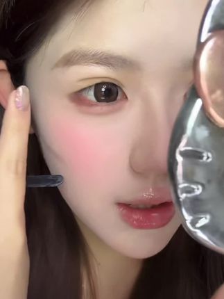 强烈建议所有单眼皮肿眼泡内双的姐妹快试试这个#双眼皮贴~你会回来感谢我的!#内双肿眼泡 #眼妆#美妆百万新星计划#动动手就贴出双眼皮