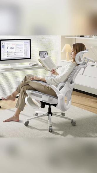 试坐30秒,就能感觉出和普通椅子的“阶级差距”#护腰坐姿椅 #居家好物 #人体工学椅 #黑白调P2