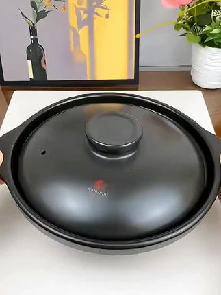 康舒浅底砂锅耐高温,适用于煎炒炖焖蒸煮各道美食,可根据需求选择大小哦! #砂锅 #煲仔饭 #厨房好物 #焖饭 #砂锅菜