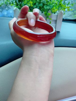 #玛瑙手镯 #戴手镯 #手镯控 #玉石魅力