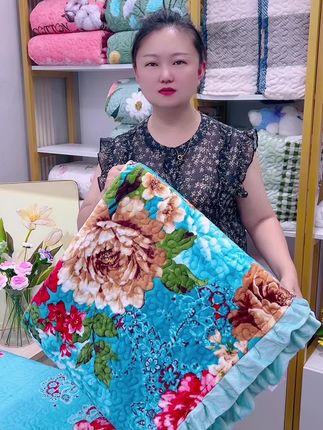 #家纺床品 #面料舒适透气 #牛奶绒床盖