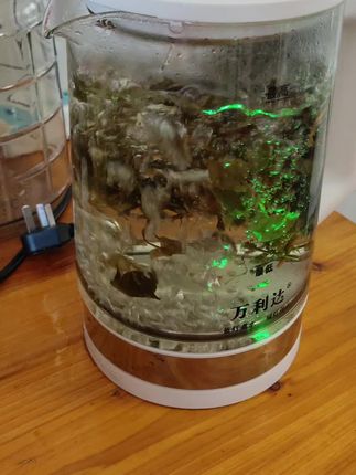 万利达高硼硅玻璃电热水壶,家用耐高温可视玻璃自动断电水壶。 #万利达电热水壶 #电烧水壶 #万利达电热水壶自动断电保温 #万利达烧水壶