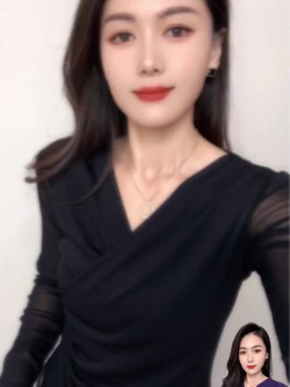 2025年秋季爆款v领修身长袖网纱T恤套头内搭显瘦交叉打底上衣女潮