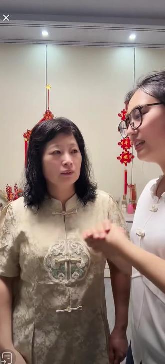 文文妈妈说文文不该跟东东妈妈置气#张东在农村 #农村