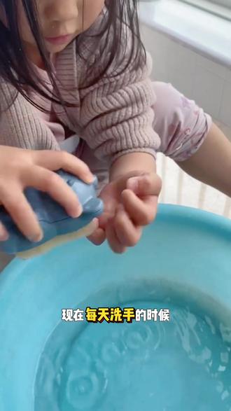 一年级娃指甲缝黑?这个小刷子太绝了!#一年级 #儿童卫生 #宝宝洗手 #母婴好物