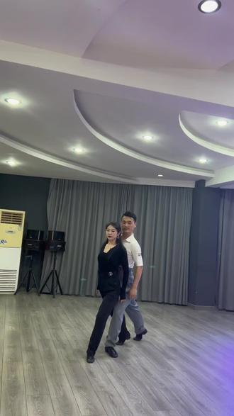 苏州周周&阳阳老师激情演绎#重庆渝乐原创桑巴《郎的诱惑》