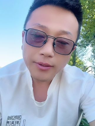 来年扒苞米肯定雇人#善意的谎言 #扒苞米 #碎嘴子