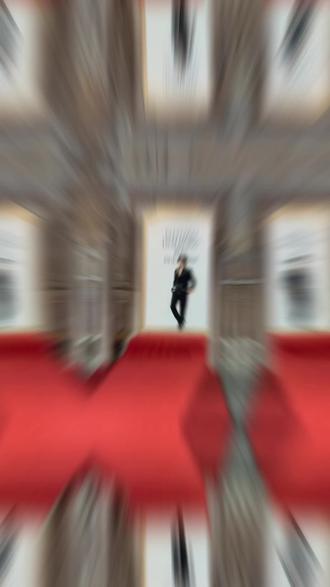 我一直以为不演戏了还可以再回去走秀,殊不知模特行业换代迅疾,月异而岁不同#云旗 #云熠