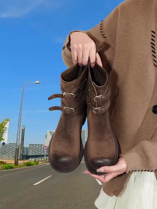 西部牛仔靴 #今天穿什么#短靴#皮带扣短靴#潮靴#靴子