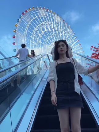 “你好”是开始;“你要好好的” 是结局。
